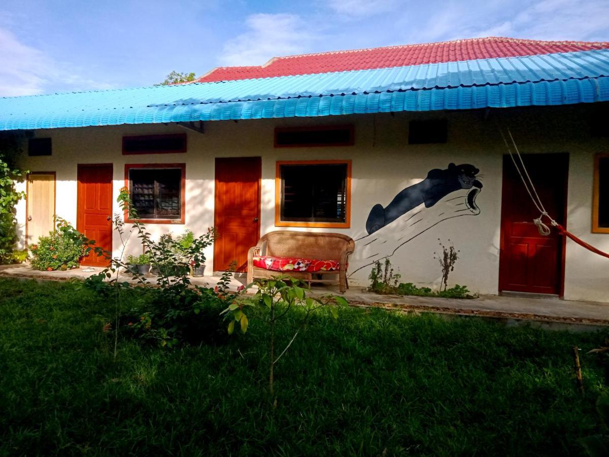Baloo Guesthouse Koh Rong Sanloem Exteriör bild